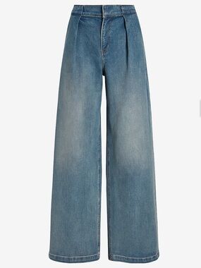 Express 4S Relaxed Wide Leg Super High Rise Pleated Jeans Light Wash